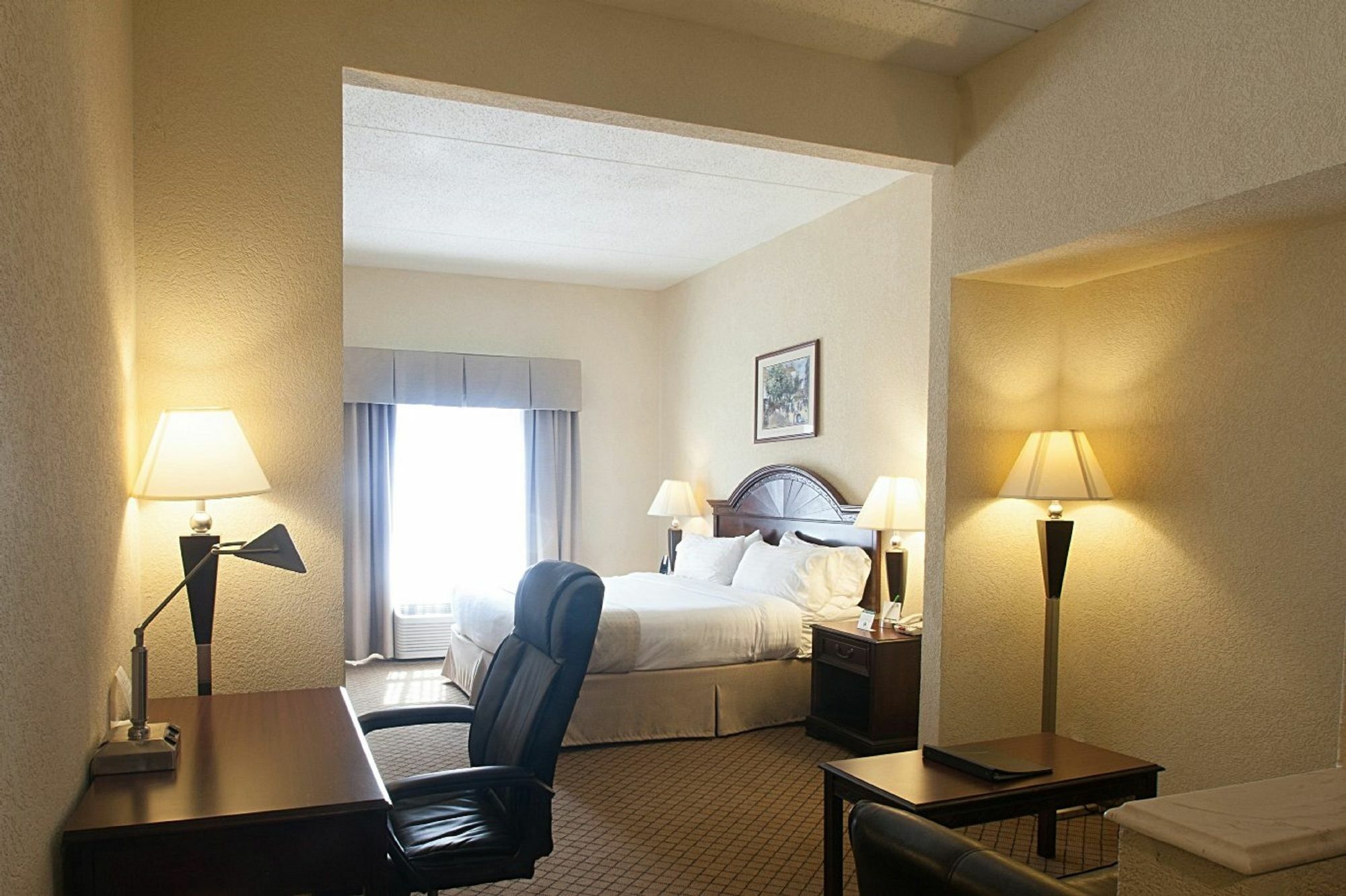 Delta Hotels By Marriott Huntington Downtown Exterior photo