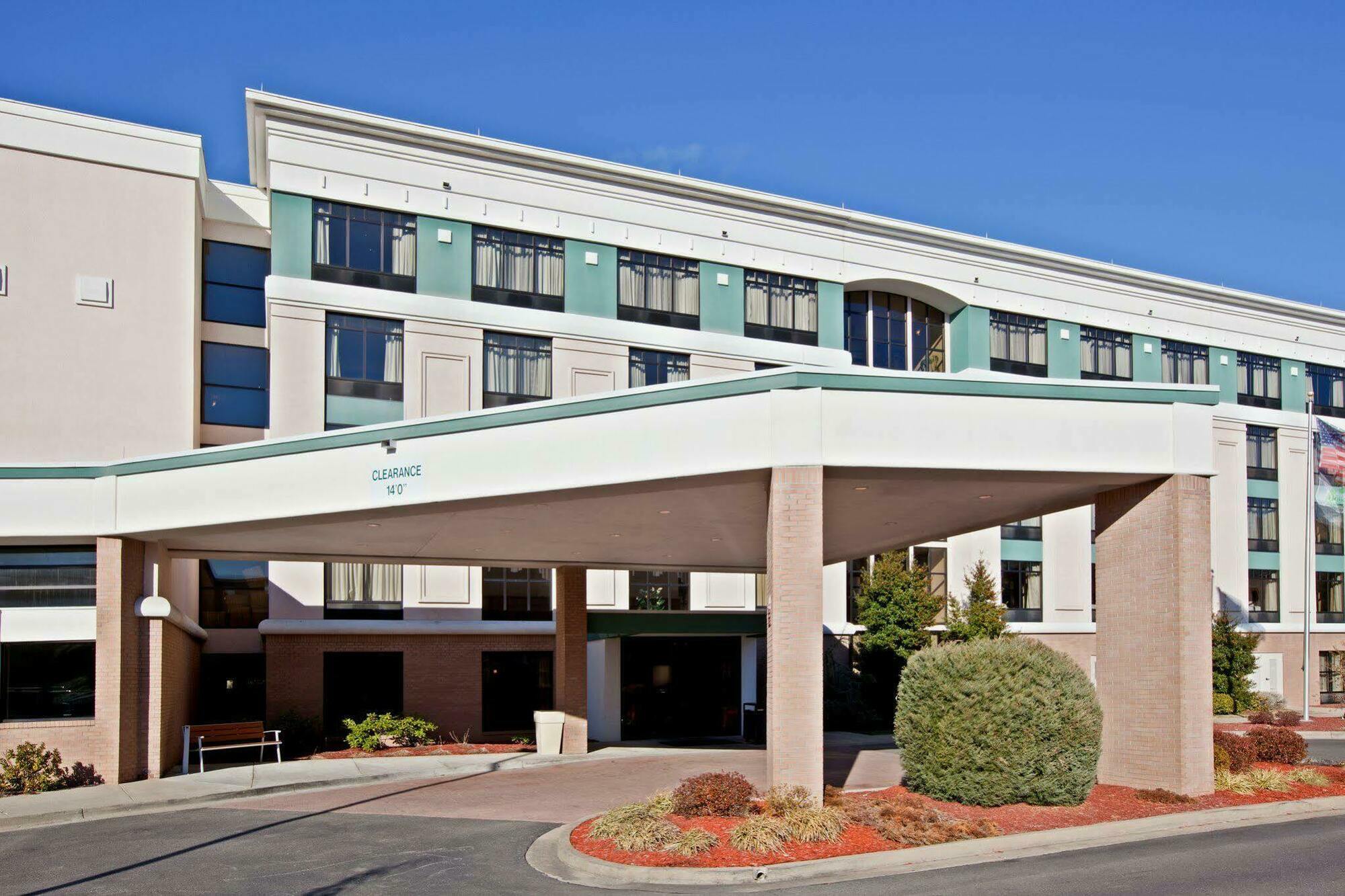 Delta Hotels By Marriott Huntington Downtown Exterior photo